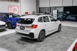 بي ام دبليو iX1